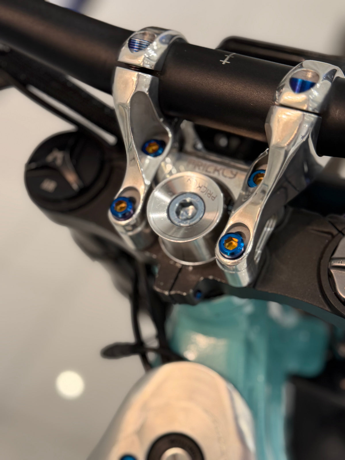 Direct Mount Riser Titanium Bolts (set of 4)